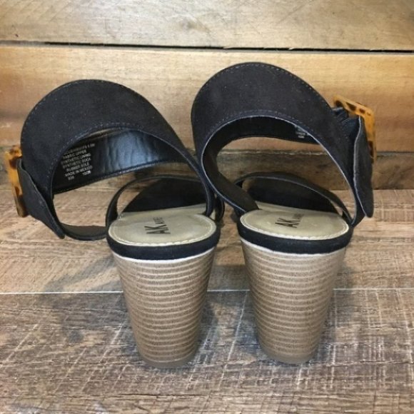 NEW Anne Klein Hibiscus Wedge Sandal - Picture 9 of 10